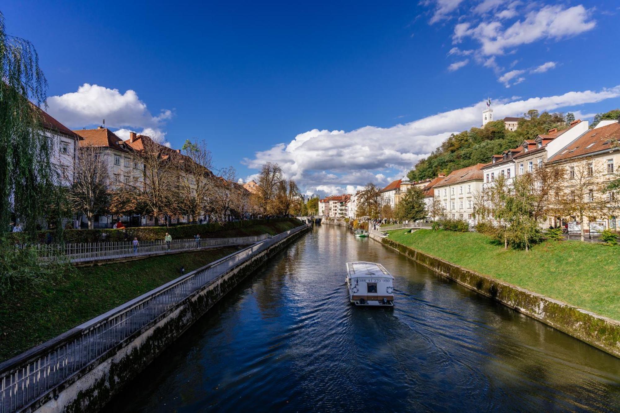 Ella'S Castle View Apartment Ljubljana Eksteriør bilde